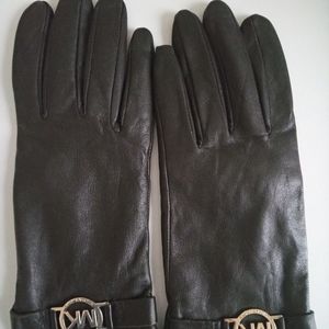 Mk leather gloves